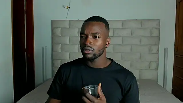 Dylan Taylor online show from February 21, 3:51 am