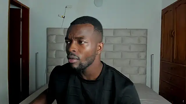 Dylan Taylor online show from February 25, 3:49 am