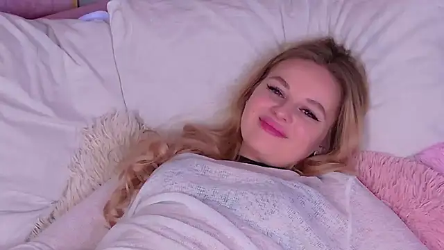 Snapshot of BeatriceEsmont chatting on January 21, 1:08 am BeatriceEsmont online show from January 21, 1:08 am