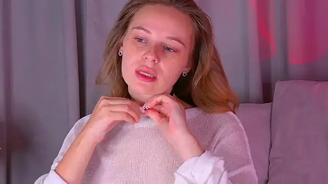 Snapshot of BeatriceEsmont chatting on November 1, 7:38 pm BeatriceEsmont online show from November 1, 7:38 pm