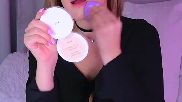 Snapshot of BeatriceEsmont chatting on November 16, 7:30 pm BeatriceEsmont online show from November 16, 7:30 pm