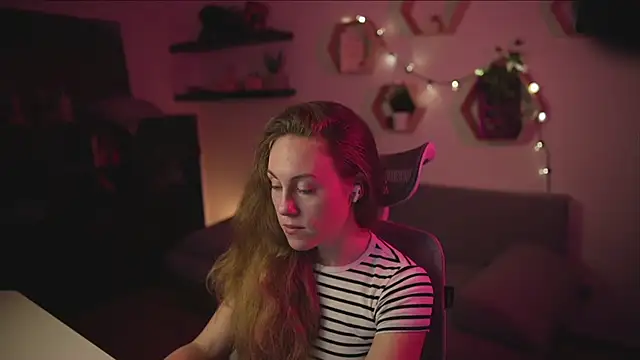 Berberis  Silene online show from October 12, 4:28 pm