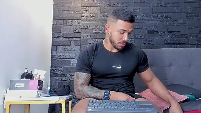 bruno miller  online show from November 13, 9:03 pm