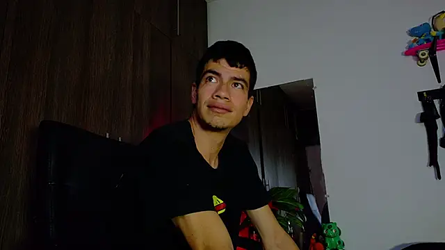 Snapshot of Nymphobuddies chatting on January 28, 3:04 am Nymphobuddies online show from January 28, 3:04 am