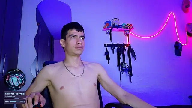 Snapshot of Nymphobuddies chatting on March 21, 3:22 am Nymphobuddies online show from March 21, 3:22 am