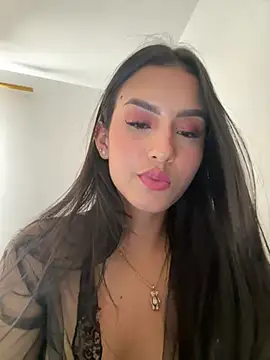  AmberSmithh online show from January 4, 4:32 pm