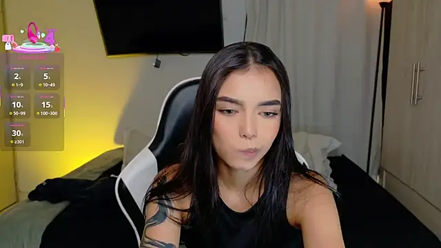 Snapshot of AnabelWolf chatting on September 12, 5:24 pm AnabelWolf online show from September 12, 5:24 pm