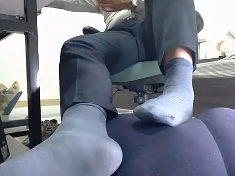 softlyS online show from December 19, 4:57 pm