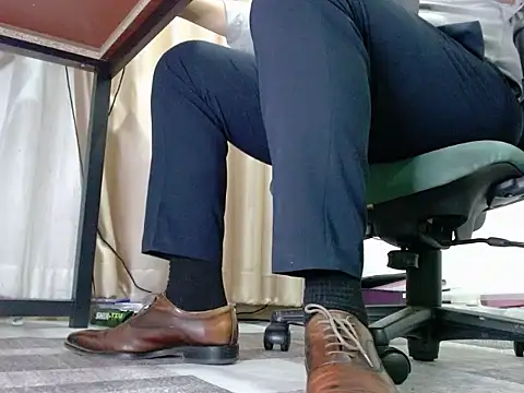 softlyS online show from February 26, 4:35 pm