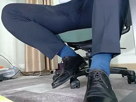 softlyS online show from March 9, 3:38 pm