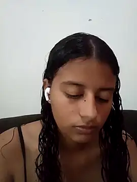 Snapshot of Babydol18_ chatting on December 29, 12:12 pm Babydol18 online show from December 29, 12:12 pm