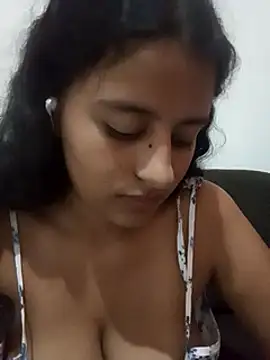 Snapshot of Babydol18_ chatting on January 12, 12:39 am Babydol18 online show from January 12, 12:39 am
