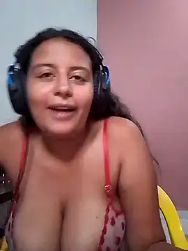 Snapshot of Babydol18_ chatting on January 26, 7:10 am Babydol18 online show from January 26, 7:10 am