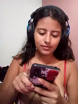 Snapshot of Babydol18_ chatting on January 27, 1:59 am Babydol18 online show from January 27, 1:59 am