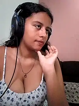 Snapshot of Babydol18_ chatting on February 2, 8:30 pm Babydol18 online show from February 2, 8:30 pm