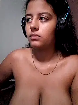 Snapshot of Babydol18_ chatting on March 12, 5:24 am Babydol18 online show from March 12, 5:24 am
