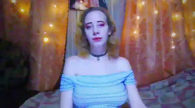 Snapshot of MelxMellie chatting on January 5, 6:56 pm MelxMellie online show from January 5, 6:56 pm