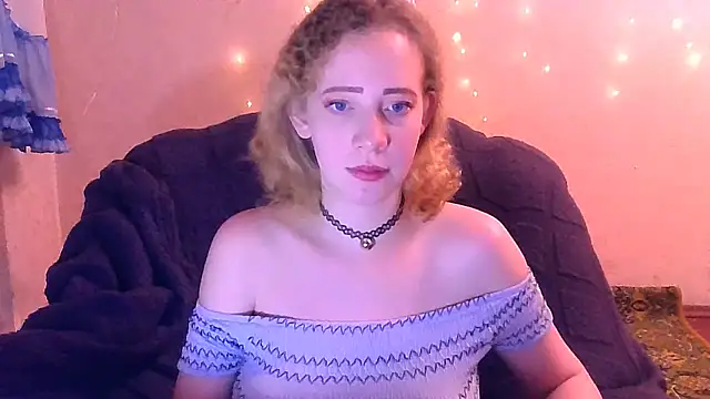 Snapshot of MelxMellie chatting on January 26, 6:27 pm MelxMellie online show from January 26, 6:27 pm