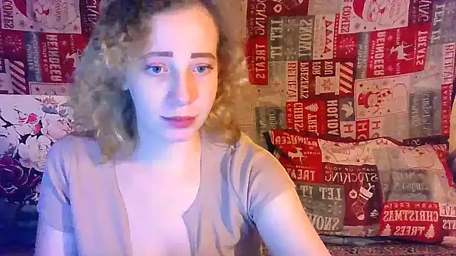 Snapshot of MelxMellie chatting on March 3, 6:22 pm MelxMellie online show from March 3, 6:22 pm