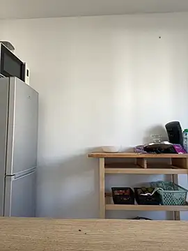 Snapshot of alixbg33 chatting on December 6, 11:44 am alixbg33 online show from December 6, 11:44 am