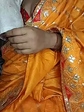 Snapshot of Mayuri77 chatting on January 15, 4:32 pm Mayuri77 online show from January 15, 4:32 pm