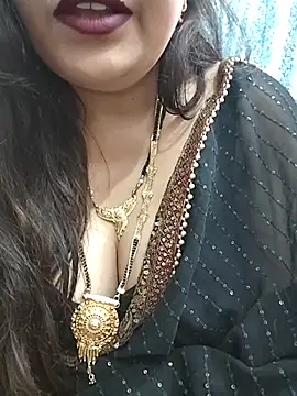 Snapshot of Mayuri77 chatting on March 10, 8:04 am Mayuri77 online show from March 10, 8:04 am