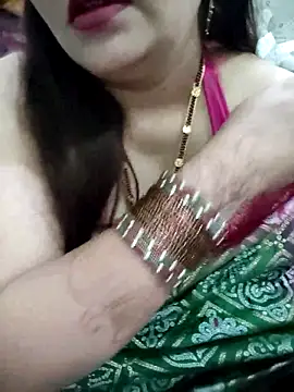 Snapshot of Mayuri77 chatting on October 16, 7:04 pm Mayuri77 online show from October 16, 7:04 pm