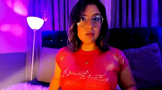 Snapshot of Pandoracherry chatting on January 10, 2:25 am Pandoracherry online show from January 10, 2:25 am