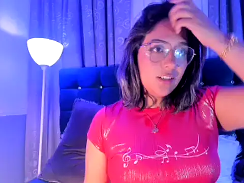 Snapshot of Pandoracherry chatting on January 10, 8:29 am Pandoracherry online show from January 10, 8:29 am