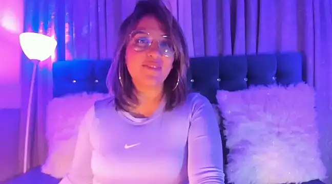 Snapshot of Pandoracherry chatting on January 27, 3:15 am Pandoracherry online show from January 27, 3:15 am