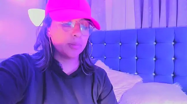 Snapshot of Pandoracherry chatting on February 11, 9:31 am Pandoracherry online show from February 11, 9:31 am