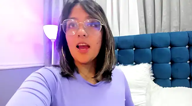 Snapshot of Pandoracherry chatting on February 20, 6:39 am Pandoracherry online show from February 20, 6:39 am