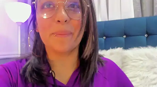 Snapshot of Pandoracherry chatting on March 8, 2:45 am Pandoracherry online show from March 8, 2:45 am