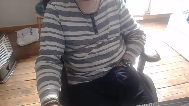 mancreeed online show from January 17, 1:05 pm