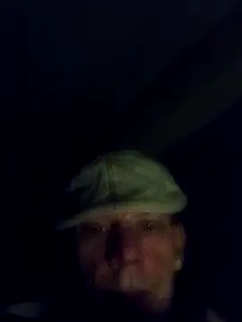 Snapshot of Tattooguy_86 chatting on December 14, 11:53 pm Tattooguy 86 online show from December 14, 11:53 pm