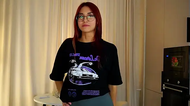 AnnisCharlton online show from December 22, 8:16 am