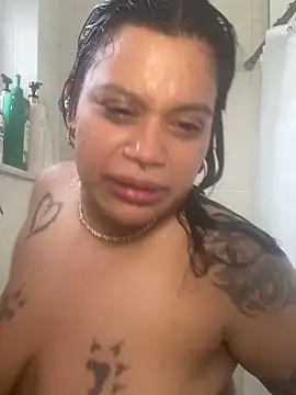 Snapshot of shyfr34k chatting on March 10, 9:29 pm shyfr34k online show from March 10, 9:29 pm