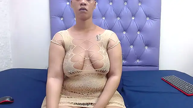 LolaTwerksXX online show from January 8, 9:22 am