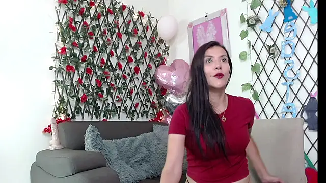 GeorginaBianco online show from April 13, 12:10 pm