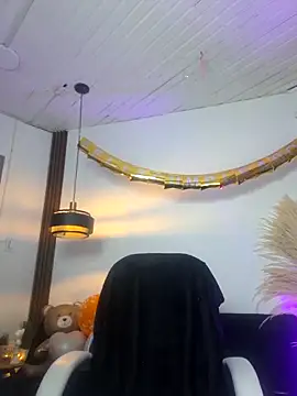 salome drasin online show from October 17, 5:21 am