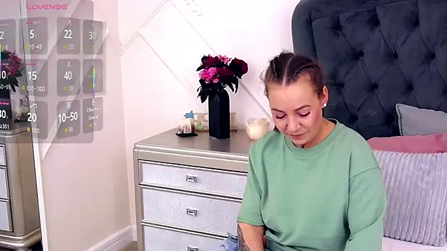 KatyNolan online show from March 19, 1:04 pm