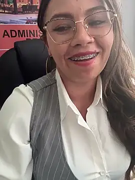 LIZ-06  online show from November 18, 3:27 pm