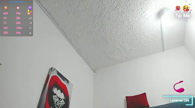 Snapshot of Hellen_starx chatting on February 12, 1:41 am Hellen starx online show from February 12, 1:41 am