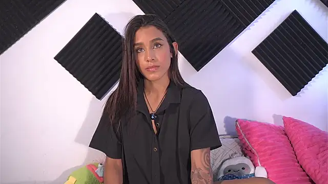 Ambeer Rousess online show from December 14, 8:35 pm