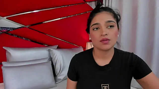 AdeleGray online show from February 3, 6:17 pm