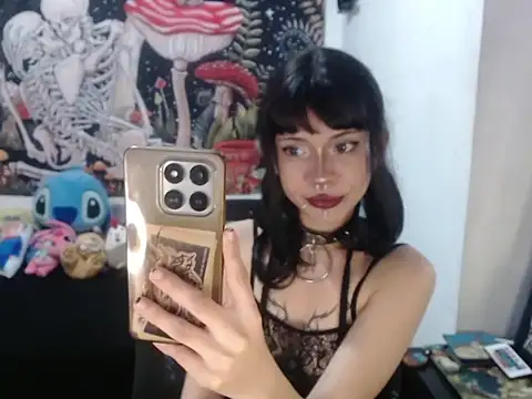 hachi kitty online show from April 11, 1:10 am