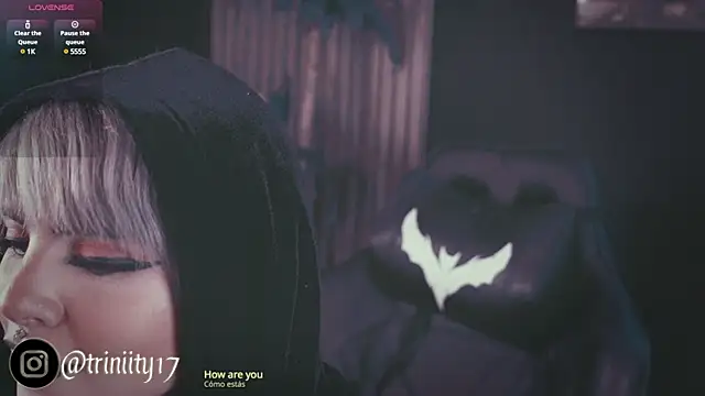 Snapshot of Trinity___s chatting on March 16, 2:10 am Trinity s online show from March 16, 2:10 am