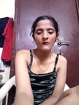 BabySlimmy10 online show from December 5, 6:15 pm