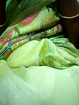 Snapshot of Cute-chinny chatting on February 5, 5:53 pm Cute-chinny online show from February 5, 5:53 pm