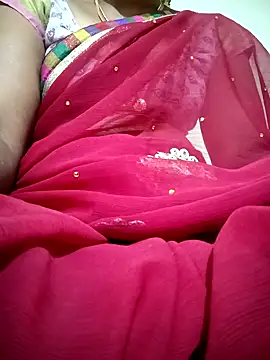 Snapshot of Cute-chinny chatting on February 7, 12:42 am Cute-chinny online show from February 7, 12:42 am